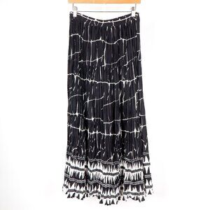 Maxi Skirt One Size Fits All Y2K 90s Black White Boho Crinkle Hippie Whimsigoth